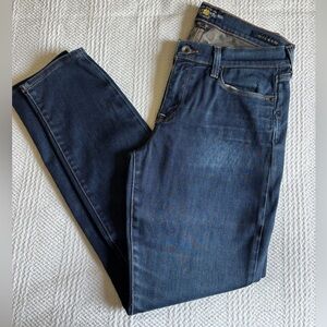 Women's Lucky Brand “Sophia Skinny”Jeans size 10/30 Ankle like new